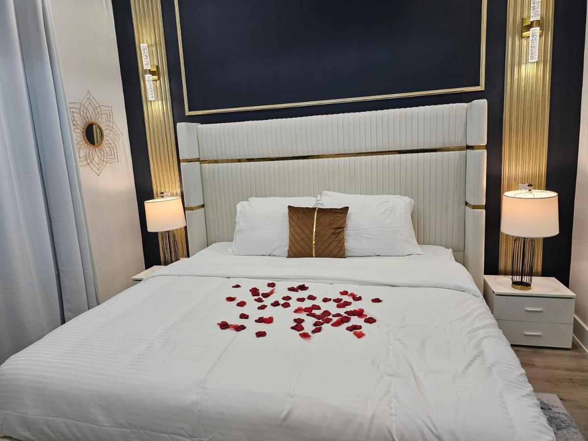 Вилла Elegant 3Br Haven- Games, Luxury & Lush Garden Хьюстон Экстерьер фото