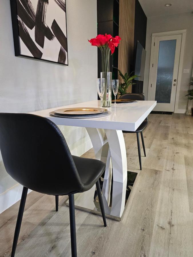 Вилла Elegant 3Br Haven- Games, Luxury & Lush Garden Хьюстон Экстерьер фото