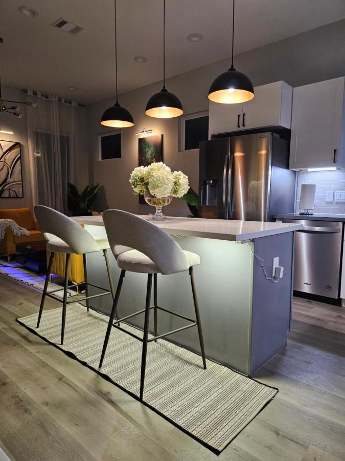 Вилла Elegant 3Br Haven- Games, Luxury & Lush Garden Хьюстон Экстерьер фото