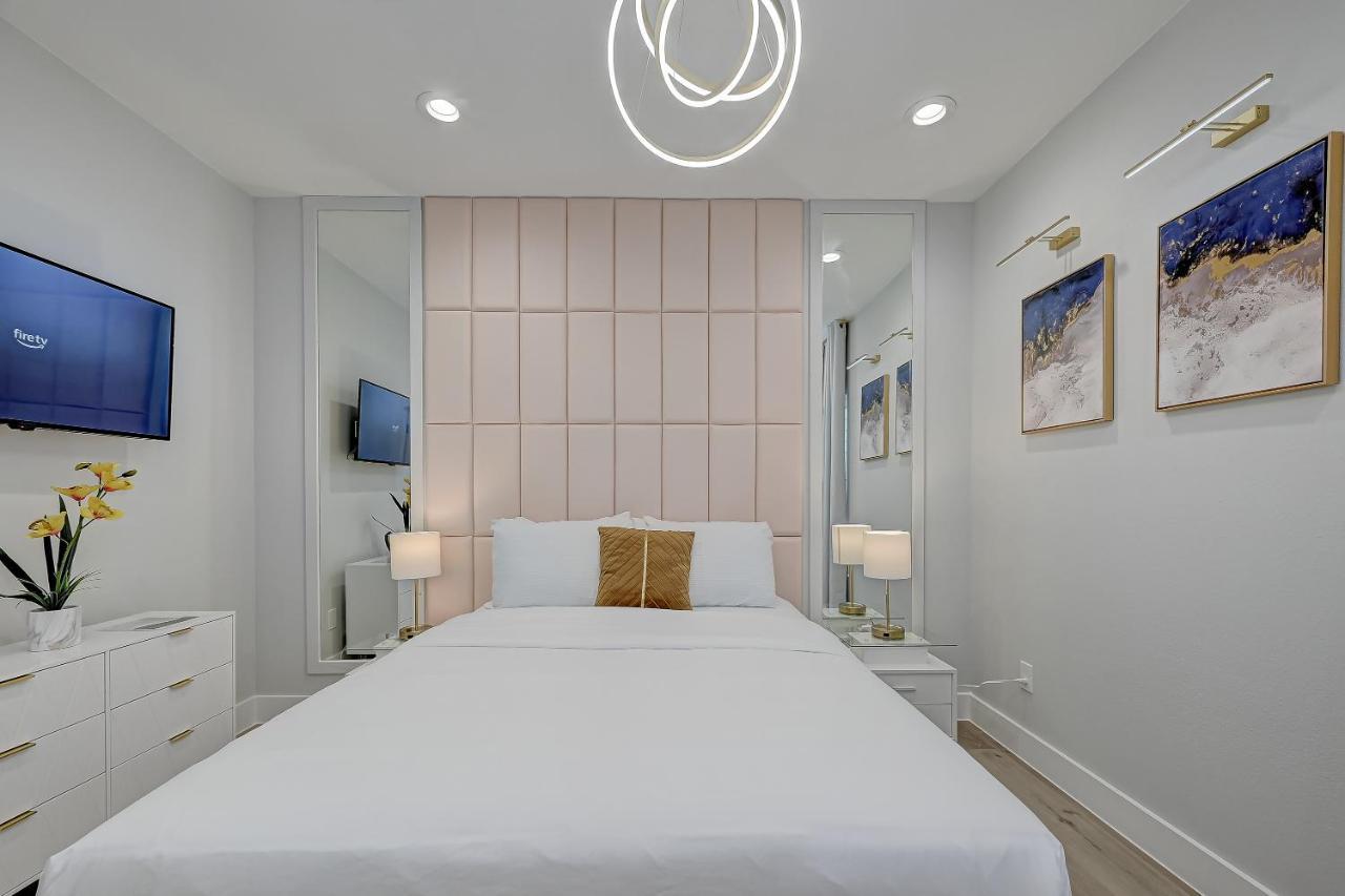 Вилла Elegant 3Br Haven- Games, Luxury & Lush Garden Хьюстон Экстерьер фото